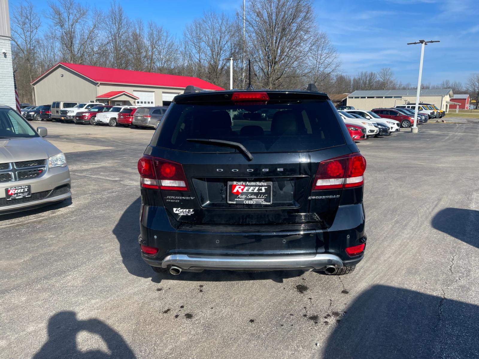 2016 Black /Black Dodge Journey Crossroad Plus AWD (3C4PDDGG9GT) with an 3.6L V6 DOHC 24V engine, 6A transmission, located at 547 E. Main St., Orwell, OH, 44076, (440) 437-5893, 41.535435, -80.847855 - This 2016 Dodge Journey Crossroad Plus AWD, powered by a robust 3.6L Pentastar V6 engine paired with a 6-speed automatic transmission, offers a mix of performance, comfort, and technological convenience. With features like the 8.4" Uconnect system, dusk-sensing headlights, a backup camera with senso - Photo #7
